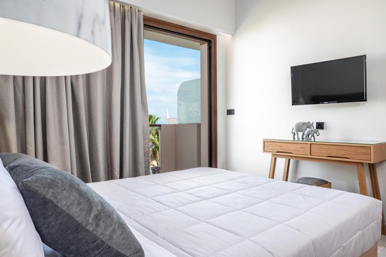 Alektor Luxury Apartments Zakynthos Town Exterior photo