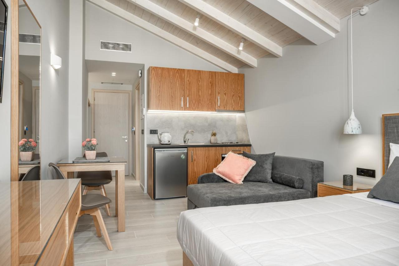 Alektor Luxury Apartments Zakynthos Town Exterior photo